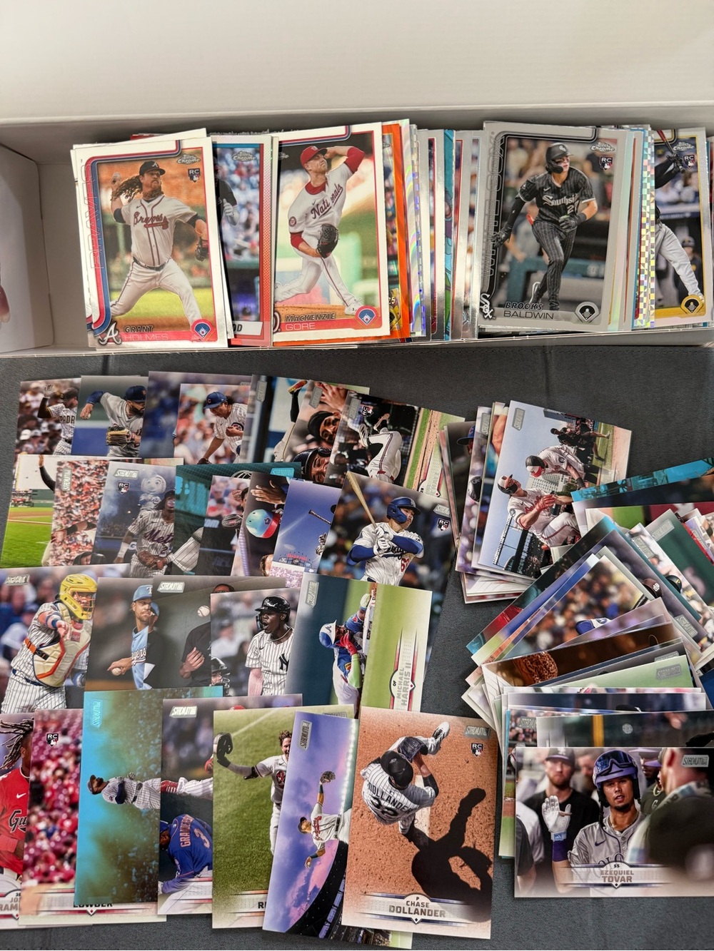 35 RANDOM BASEBALL CARDS (Starter Kit)